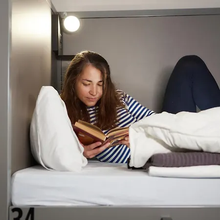 Dos Estaciones - Free Towels, Coffee & Tea, Remote Check-in Hostal